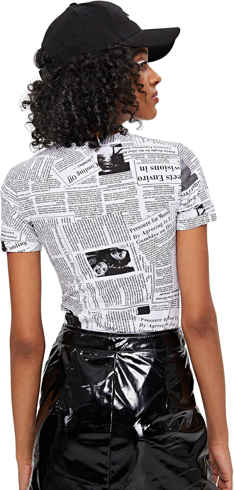 Women'S Newspaper Graphic Short Sleeve Letter Skinny Leotard Bodysuit Black and White M